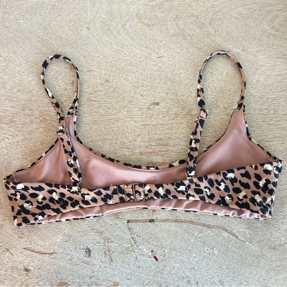 Aerie Leopard Print Scoop Bikini Top - Picture 4 of 7